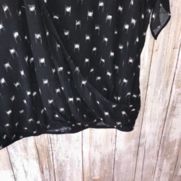 Universal Thread Stardust Blouse - Picture 5 of 6